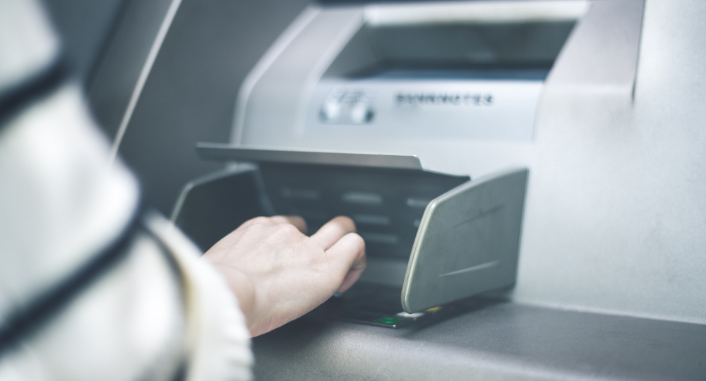 挑選有品牌並且網站架構完整的